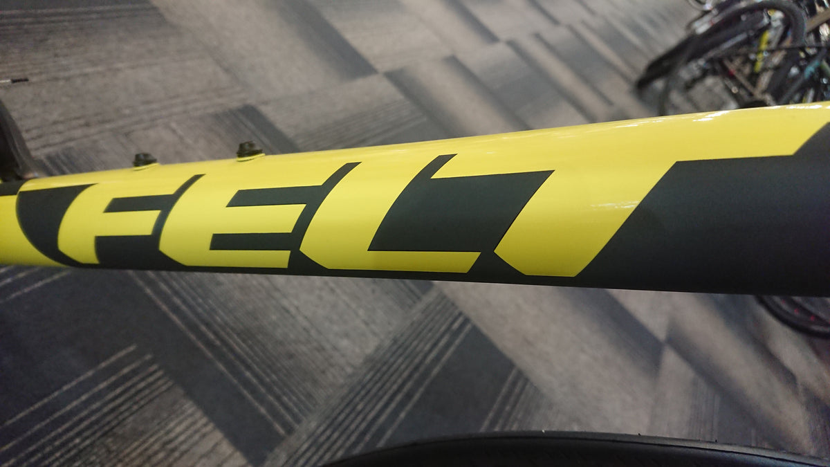 ドイツの街乗りクロスバイク！（FELT、Verza Speed50）