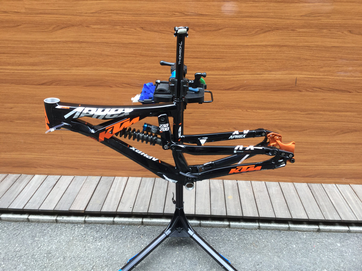 ＫＴＭ　ＡＰＨＥＸ　ダウンヒルバイク
