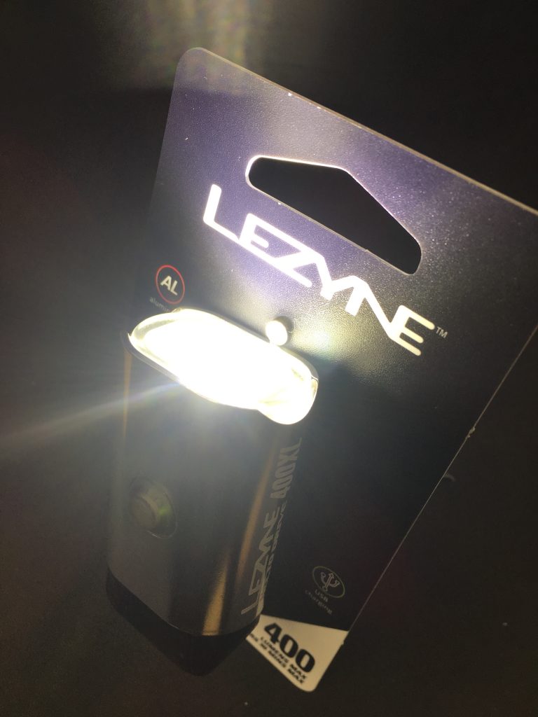 LEZYNE HECTO DRIVE 400XL　大光量デイライトフラッシュ搭載