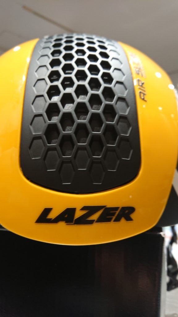 LAZER Bullet 2.0 AF ユンボ・ビスマ チームカラー入荷しました 