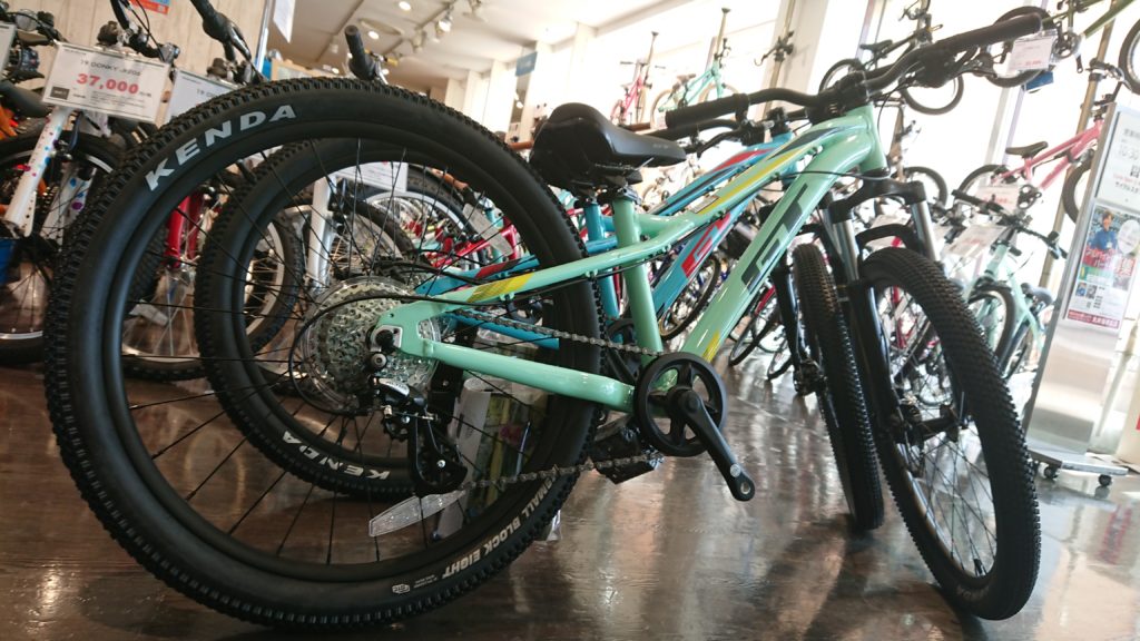 Gt 24インチ Stomper Ace24 入荷しました サイクルスポット ル サイク海老名店 自転車専門店 サイクルスポット ル サイク