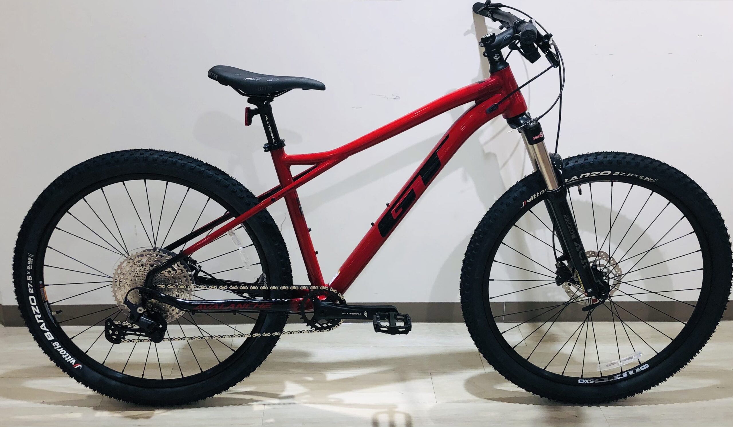 自転車本体 GT AVALANCHE Elite V2 GT AVALANCHE Elite V2-(新潟の自転車のプロショップ-佐々木輪店)